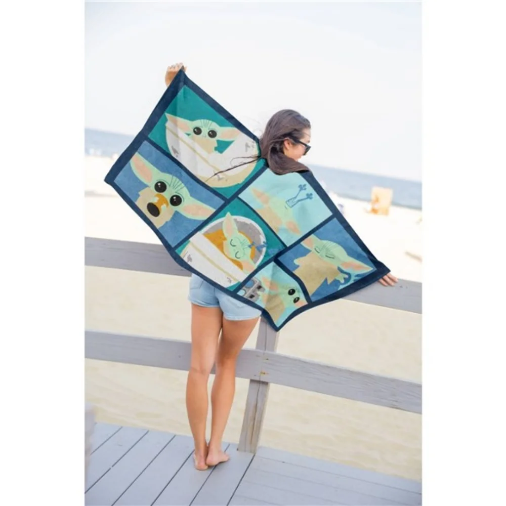 NEW Star Wars The Mandalorian Grogu Scenes Bath Towel